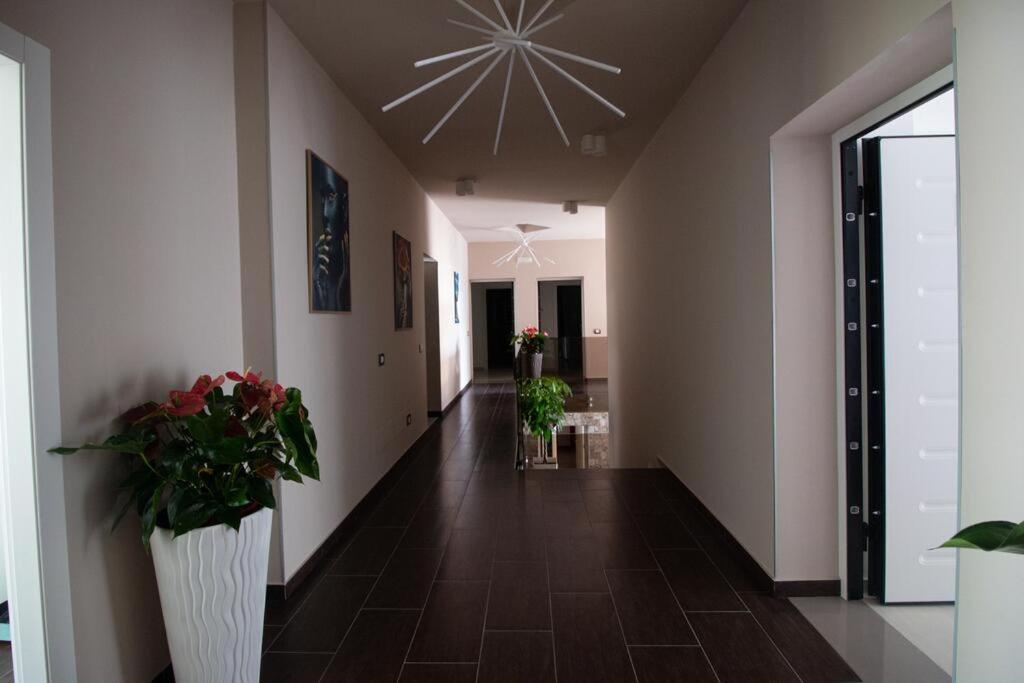 Independence House Holiday Κατάνια Εξωτερικό φωτογραφία